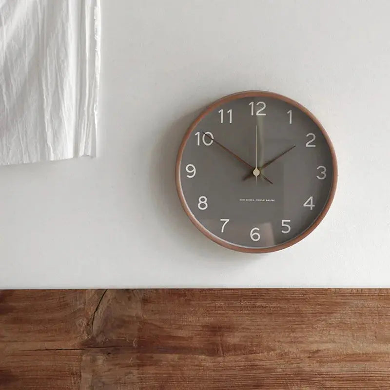 Scandinavian-Inspired Silent Round Wall Clock with Clean Dial
