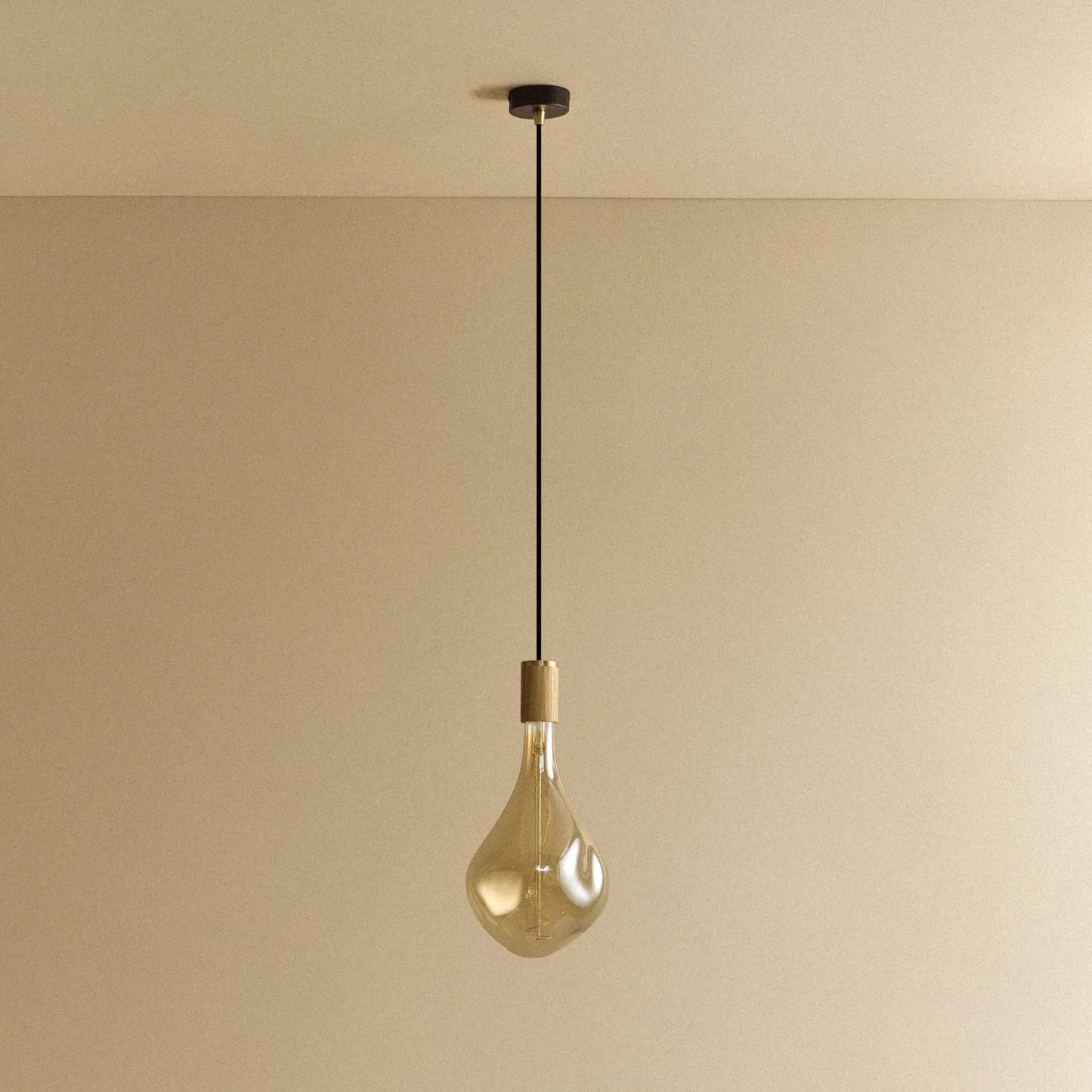 Voronoi III Pendant Light in Oak