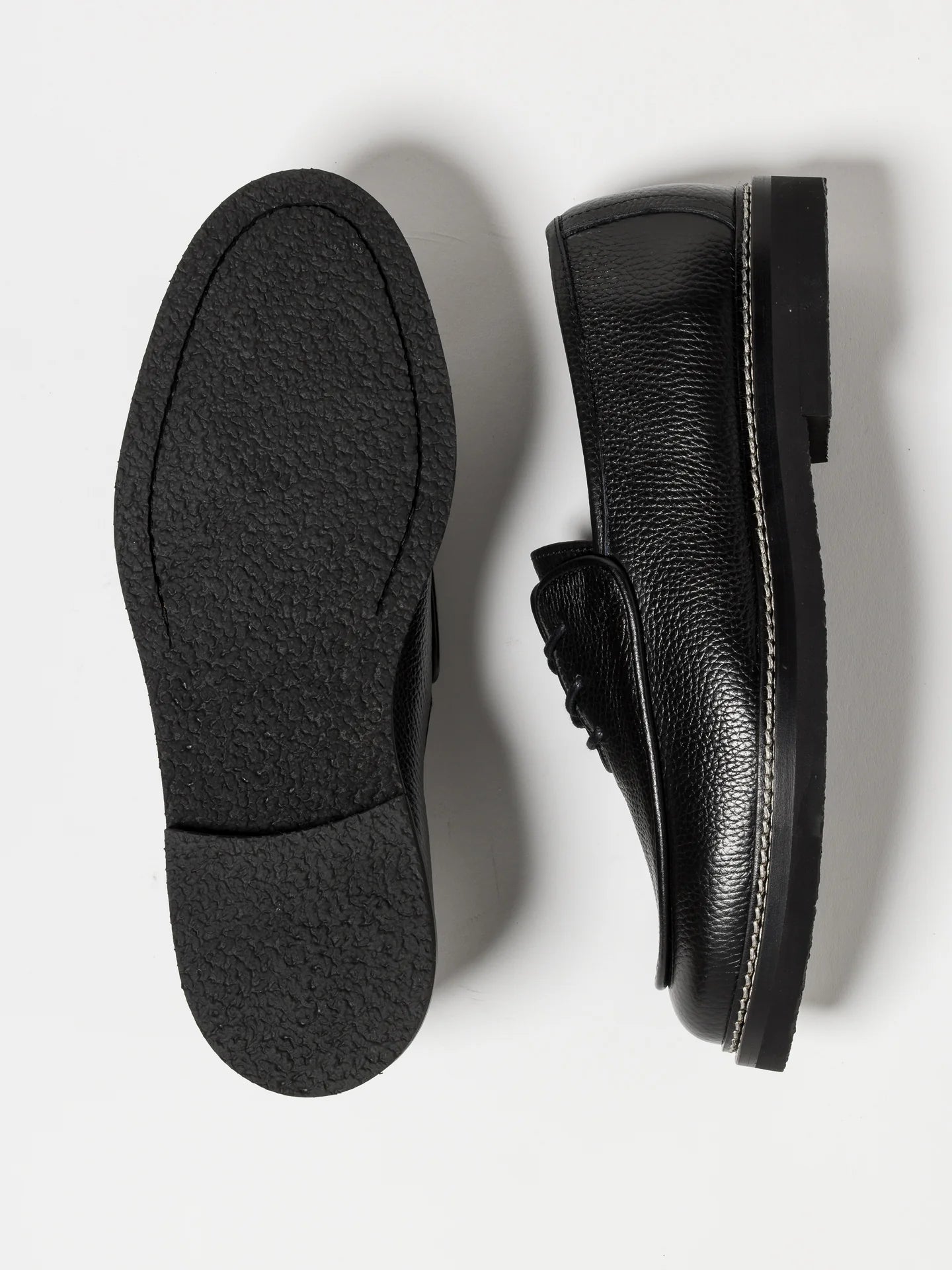 OLIVIER BLACK GRAINED