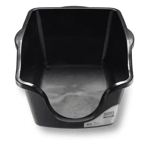 Nature’s Miracle High-Sided Cat Litter Box, Easy-Clean Spout, 18.25 x 23.40