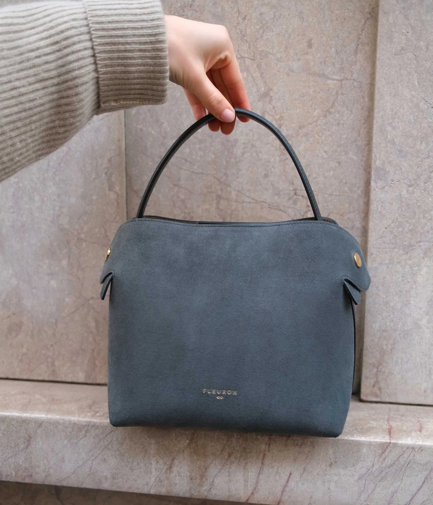 Medium Swann | Suede Orage