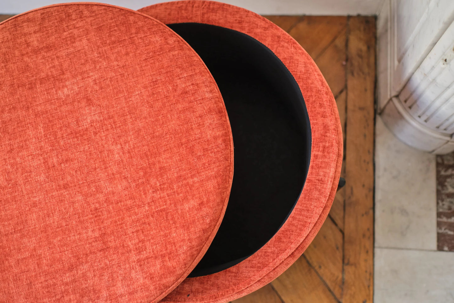 Angelo Pouf coffre en velours ocre
