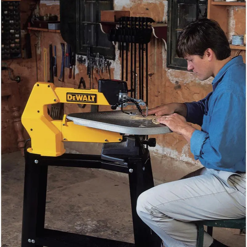 DEWALT HEAVY-DUTY 20 VARIABLE-SPEED SCROLL SAW (DW788)