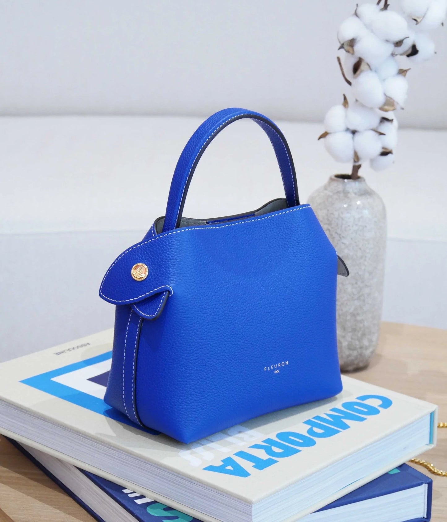 Mini Swann | Bleu Cobalt