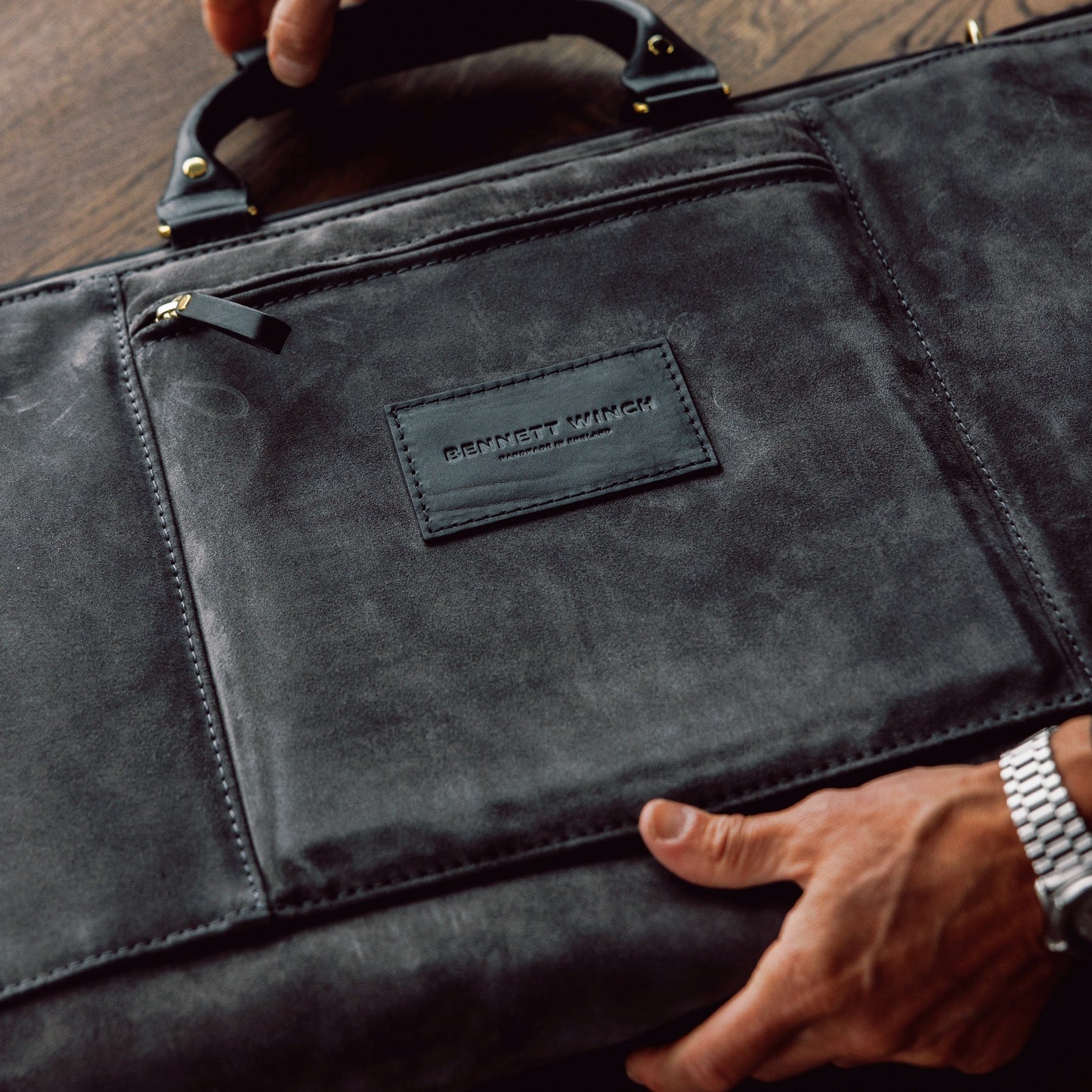 Suede Trifold - Storm Grey