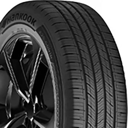 275/50R20 All-Season Light Truck Tire  XL, 109H Load & Speed Rating
