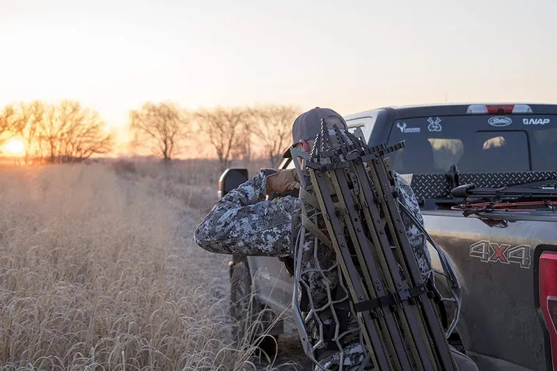 Assault II Tree Stand  Hang-On Hunting Platform with Adjustable Height and Quiet Operation