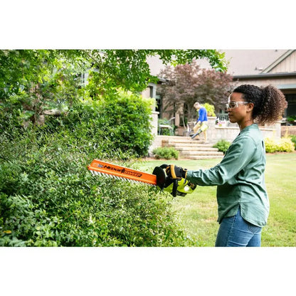 RYOBI ONE+ 18V 22 in. Cordless Battery Hedge Trimmer (Tool Only) P2606BTL
