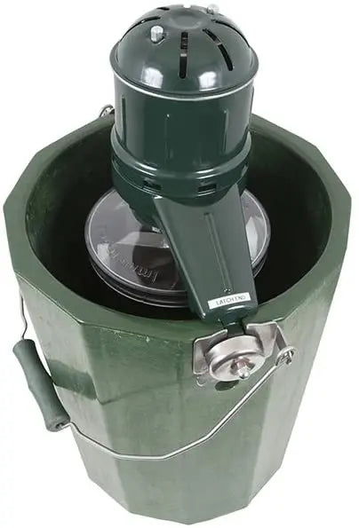 6-Quart Electric Old-Fashioned Ice Cream Maker  Motorized Churn for Homemade Frozen Treats