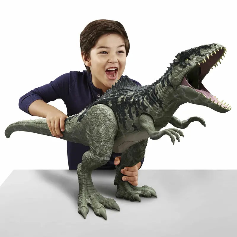 Jurassic World Dominion Giganotosaurus Action Figure  Super Colossal 14″ Tall, 3″ Long, Fully Posable Dinosaur Toy for Ages 4+