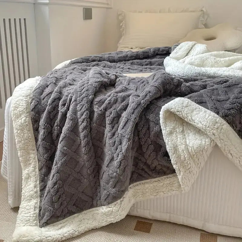 All-Season Reversible Throw Blanket for Living Room & Bedroom