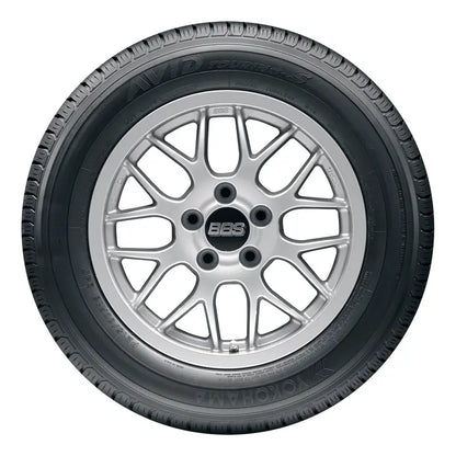 205/70R15 Yokohama Avid Touring-s Passenger Car Tire