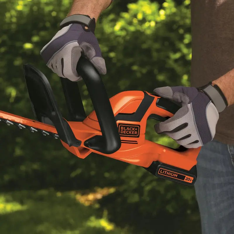 20V MAX Lithium 22 in. Hedge Trimmer