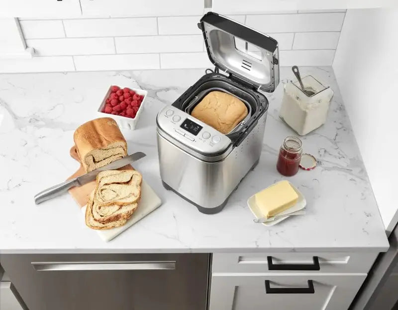 Cuisinart Compact Automatic Bread Maker  2-Pound Loaf Capacity, Programmable Timer & Multiple Baking Options