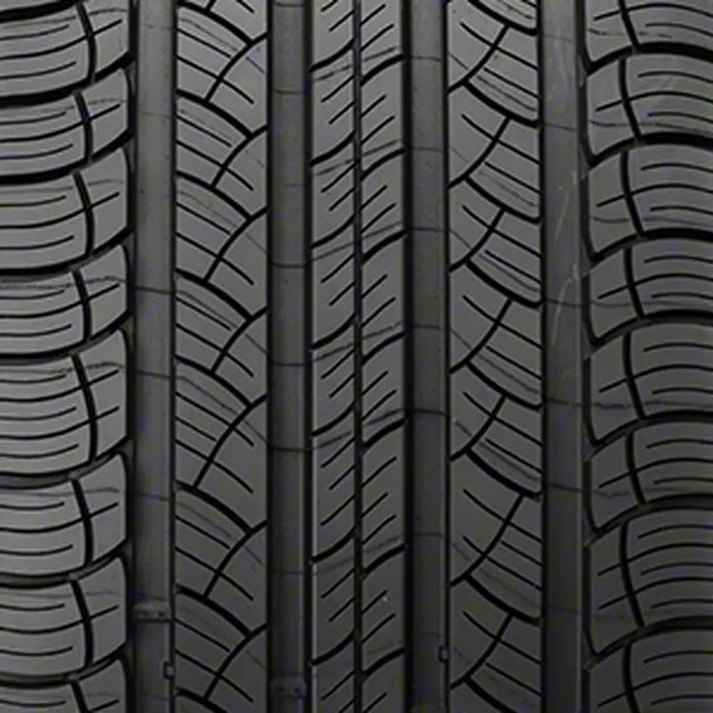 255/40R20 101V All-Season Tire  OEM Fitment for VW Tiguan R-Line (20172023)