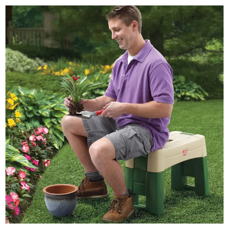 Foldable Garden Kneeler and Seat  Ergonomic Green Design for Comfortable Yard Work