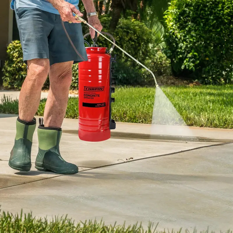 Chapin 1949 Tri-Poxy Concrete Sprayer  3.5-Gallon Industrial-Grade Open-Head Tank