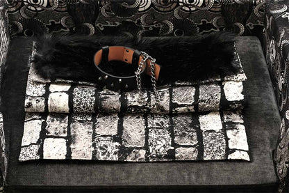 Couverture pour chat « Metis » Black Moon - Tissu Jean-Paul Gaultier