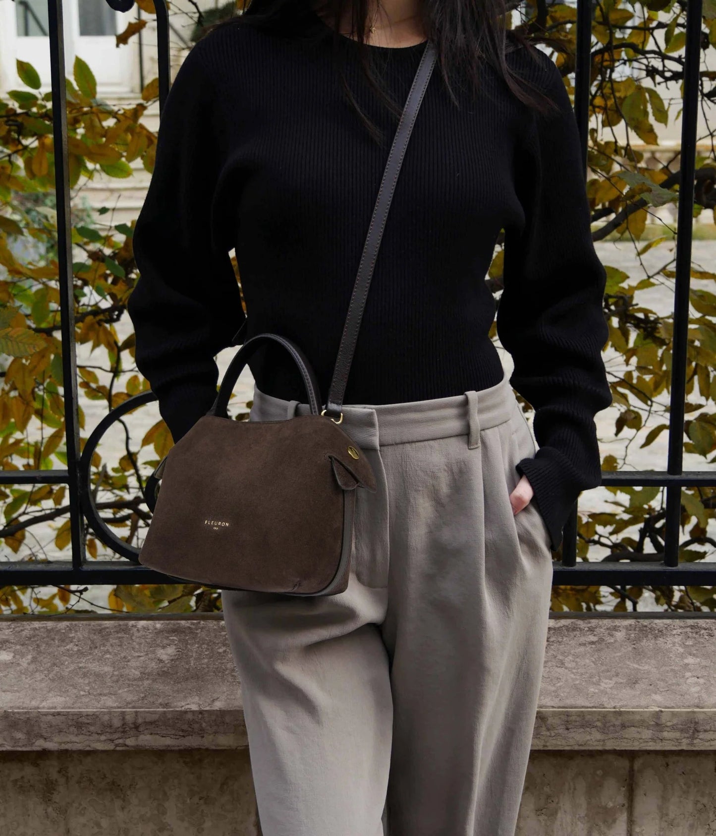 Mini Swann | Suede Moka
