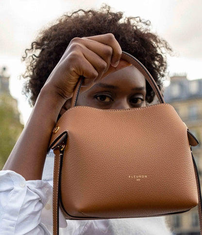 Mini Swann | Caramel