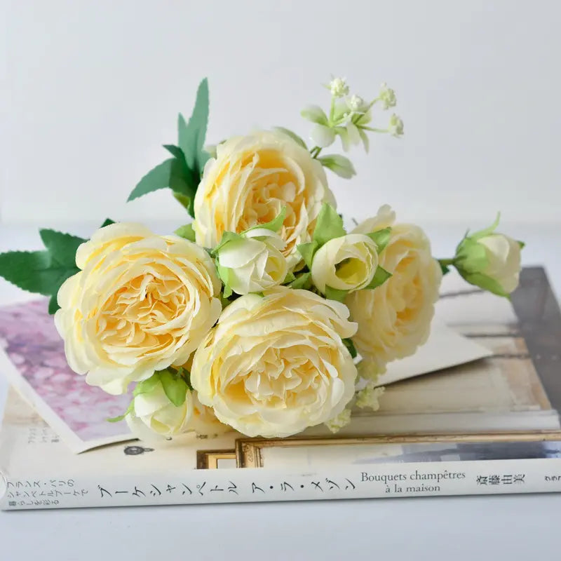Korean-Style Handheld Peony Bouquet  Five-Spray Silk Floral Arrangement (31 cm)