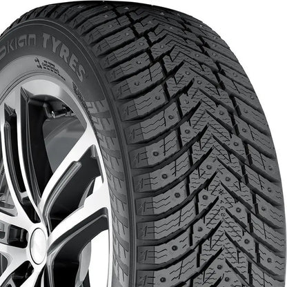 235/35R20 92T XL Passenger Car Tire  Balanced Comfort and Control