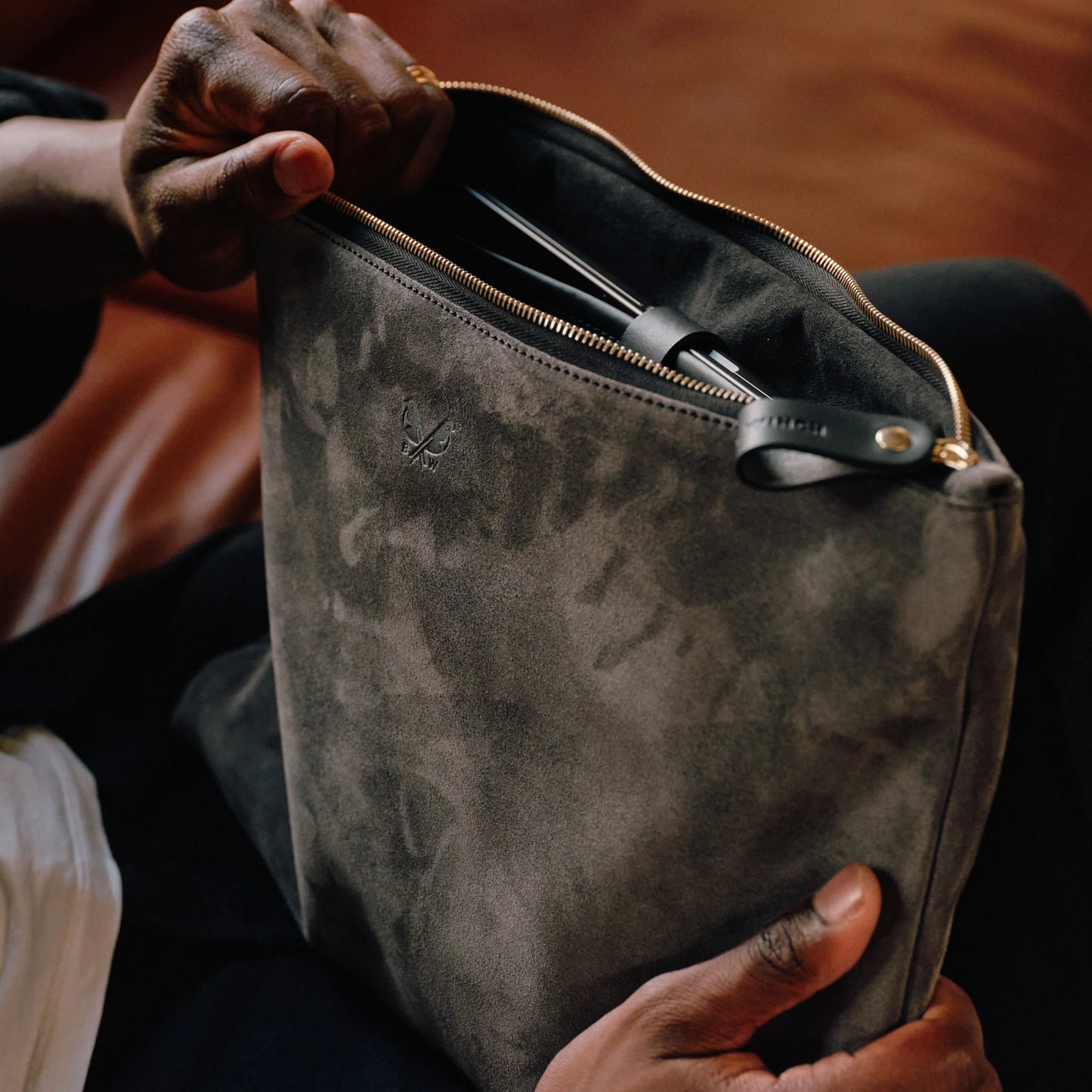Suede Flight Folio - Storm Grey