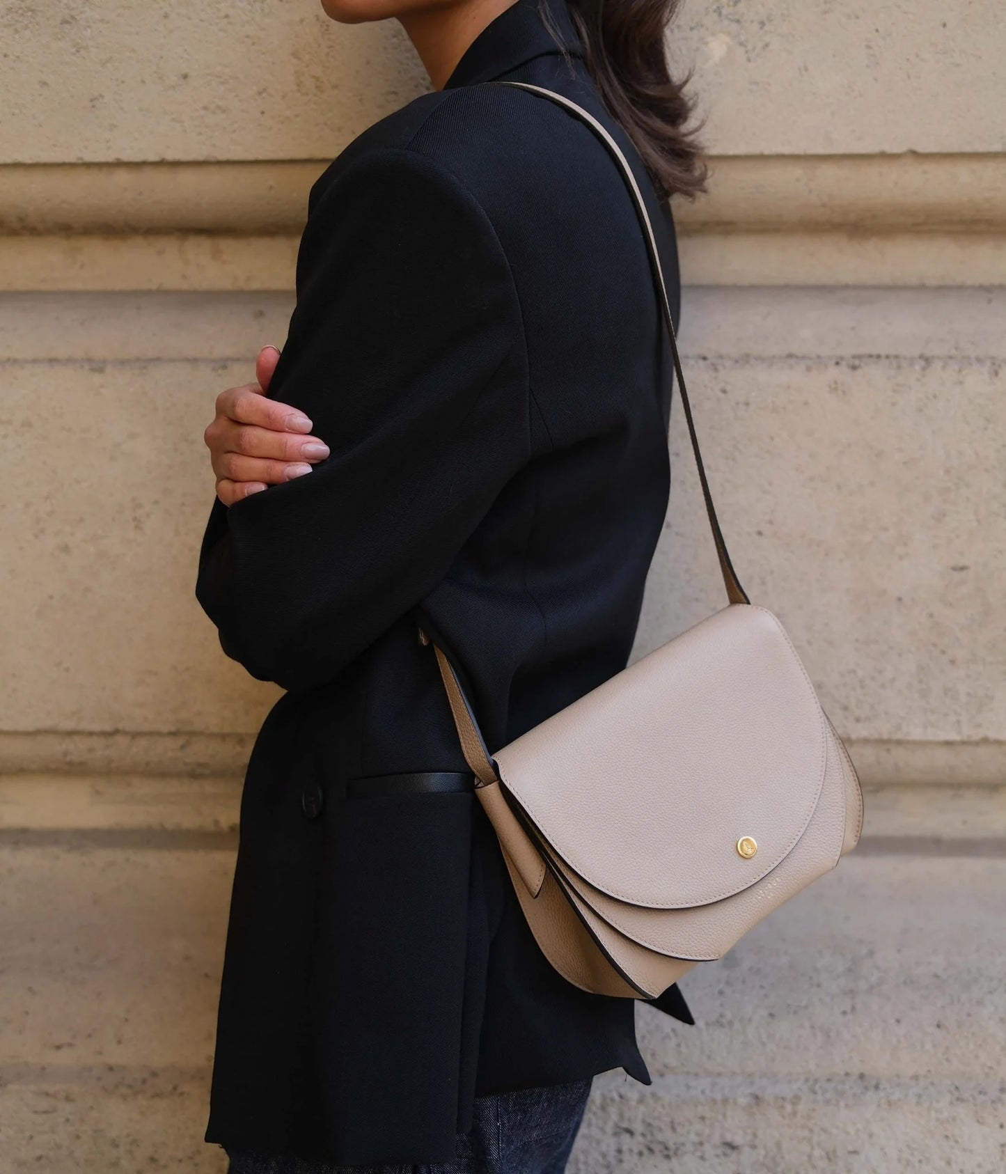 Magnolia | Sable