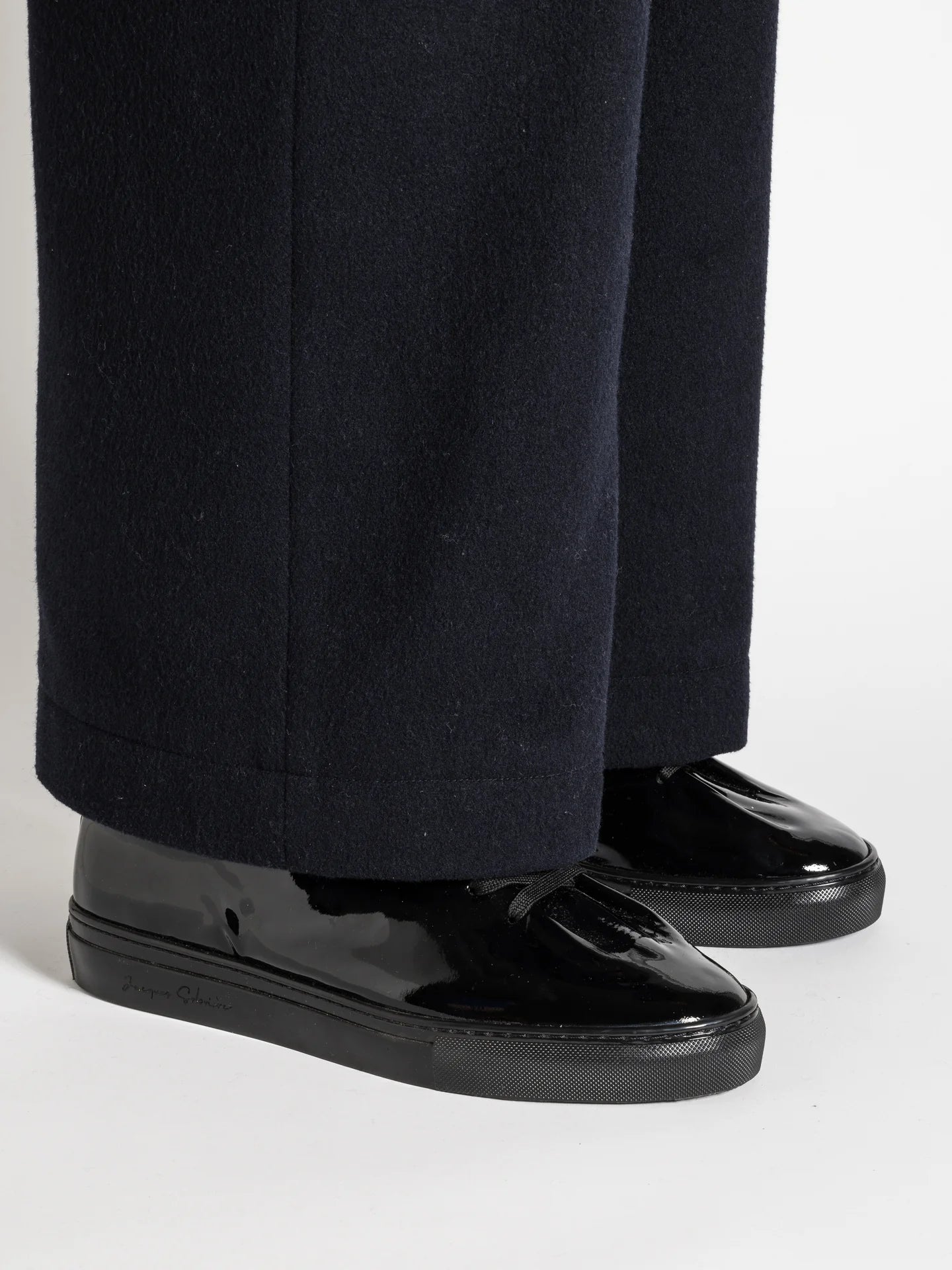 HERVE BLACK PATENT