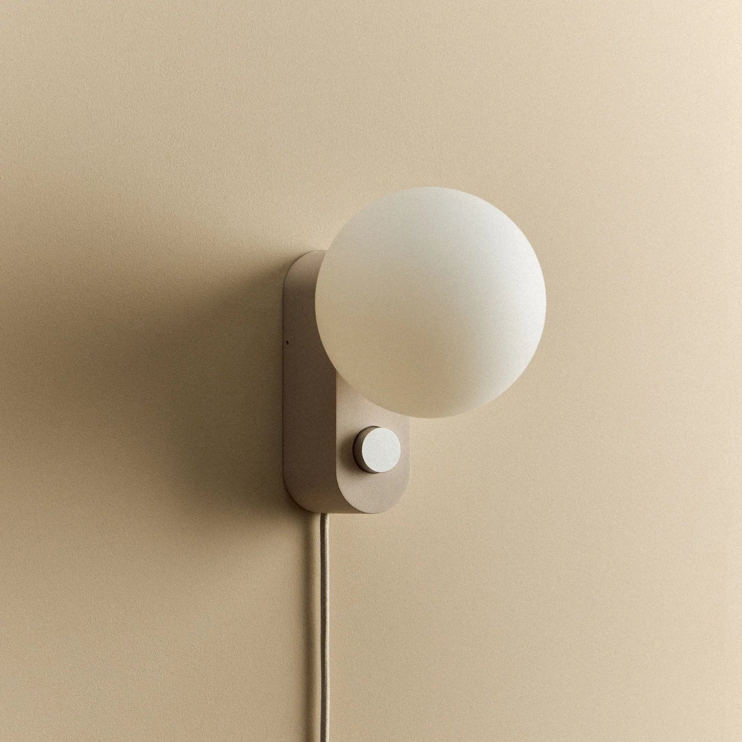 Alumina Multi-Use Lamp in Blossom