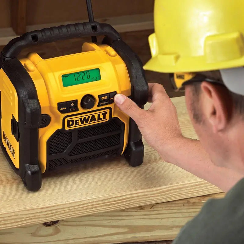 2025 Portable 20-Volt MAX Worksite Radio  Corded or Cordless Operation
