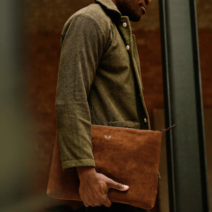 Suede Flight Folio XL - Tobacco Brown