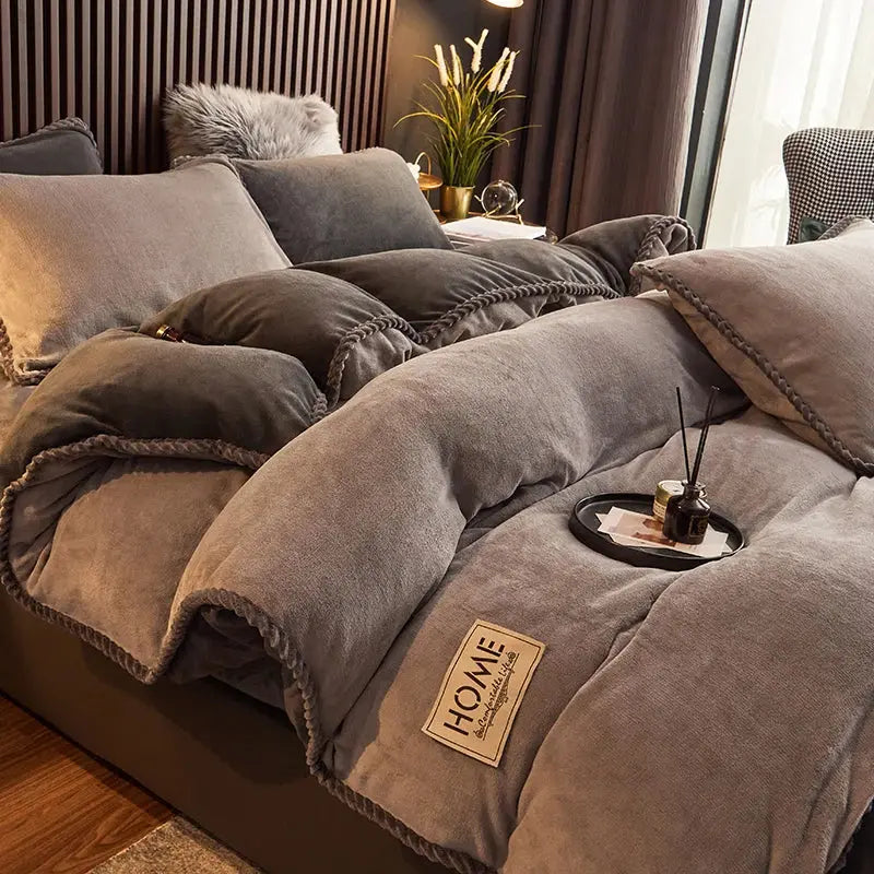 Winter Duvet Cover Set with Ultra-Soft Gentle-Touch Fabric