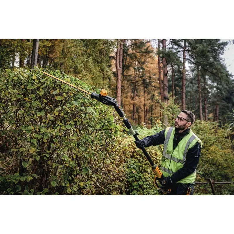 DEWALT 20V MAX Cordless Pole Hedge Trimmer Kit  Includes 4Ah Battery, Charger & Accessories
