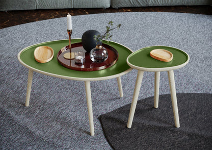 Table basse en bois et peinture céramique vert kaki