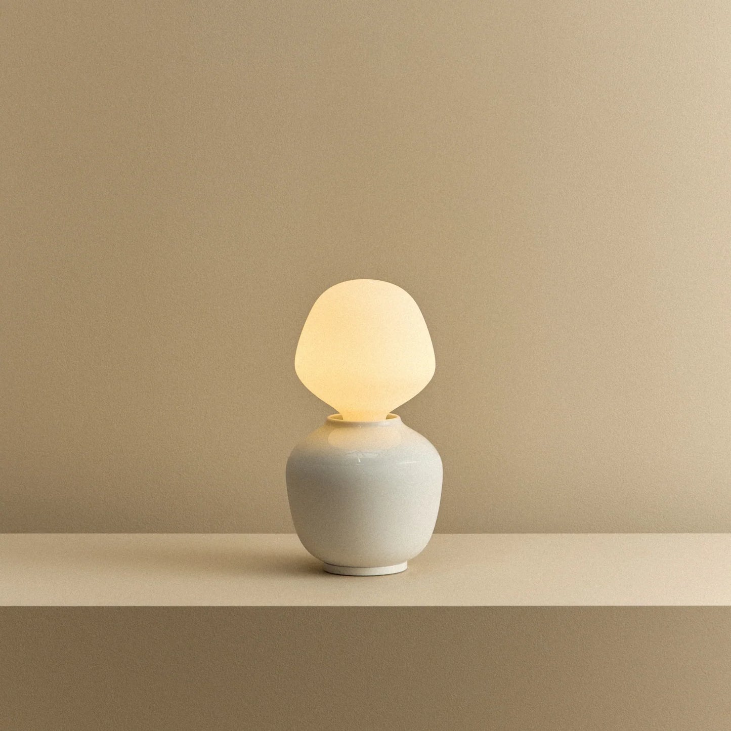Reflection Enno Table Lamp