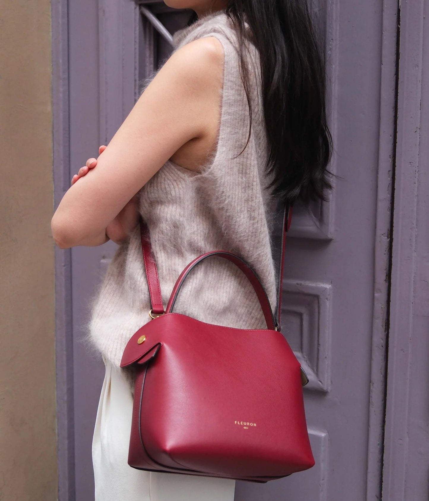 Medium Swann | Cerise