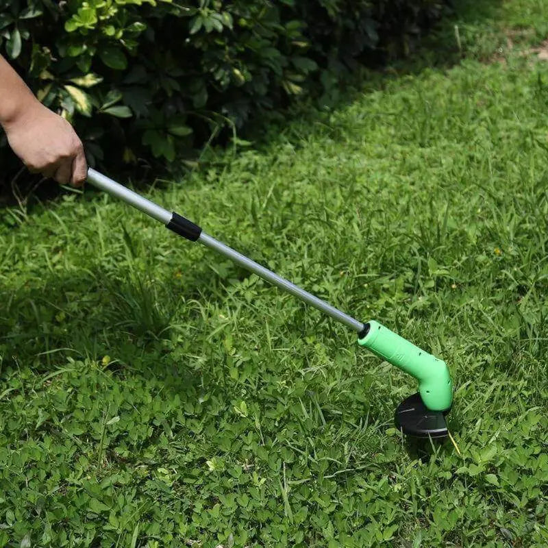 Lightweight Manual Lawn Mower  Eco-Conscious Push-Style Grass Cutter