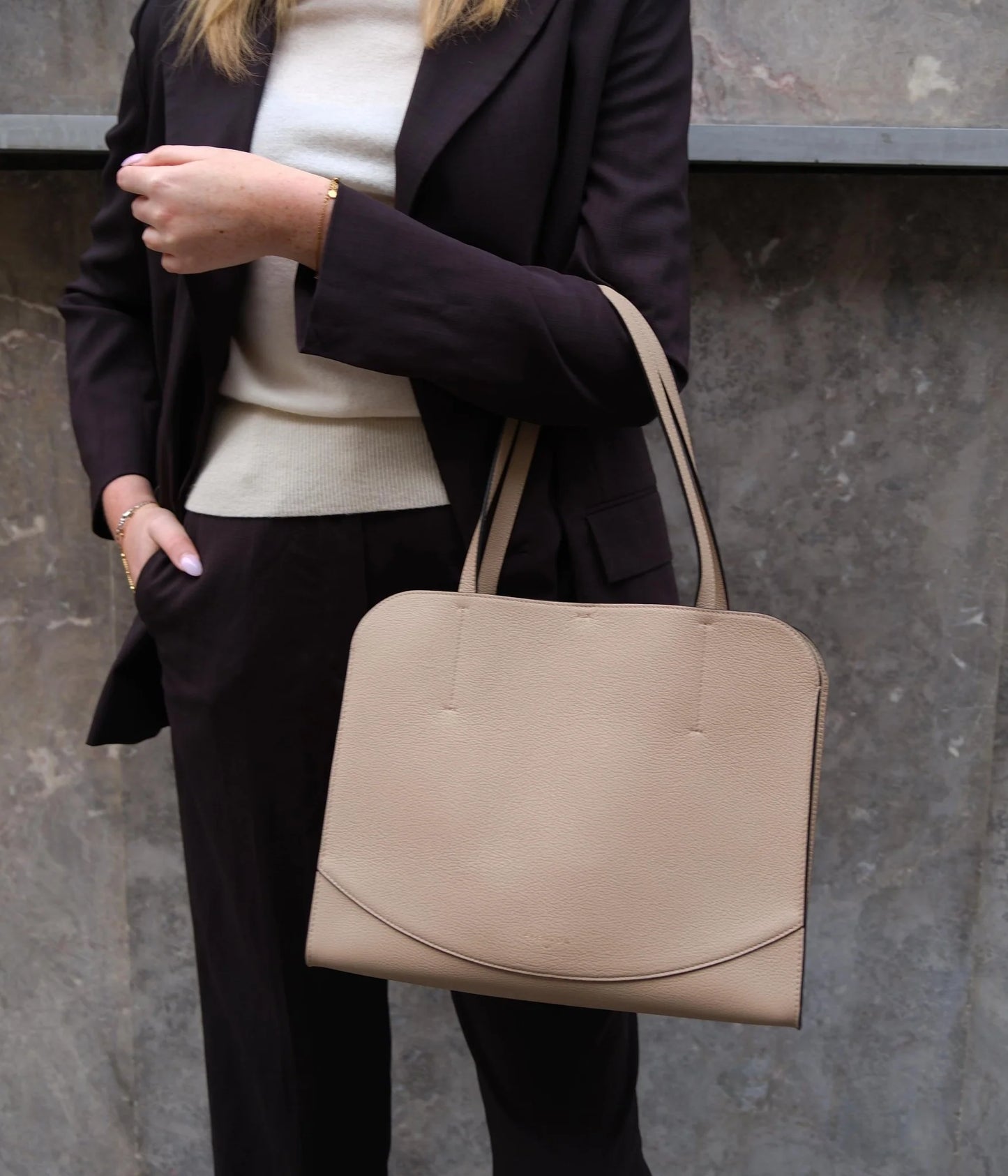Medium Oak | Sable
