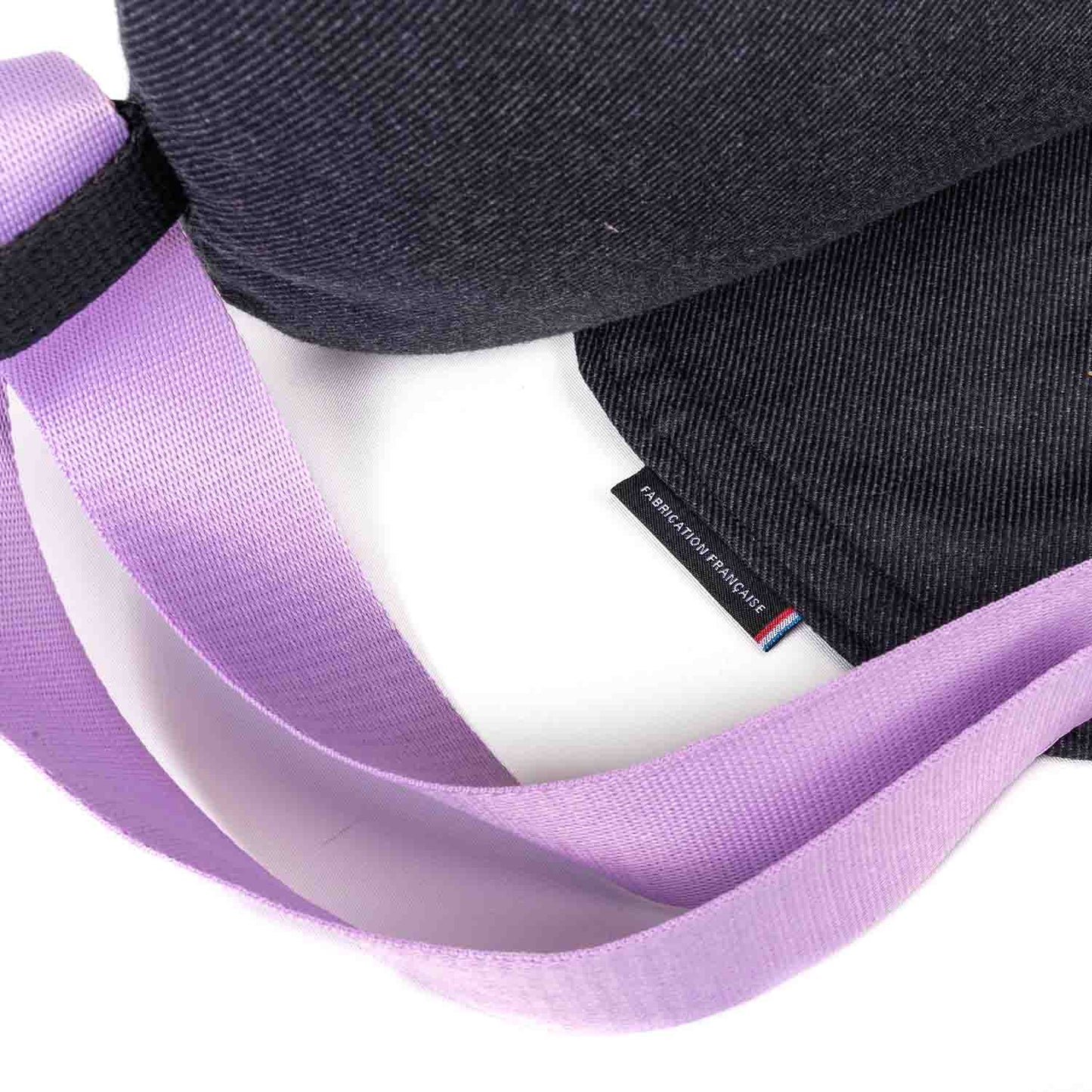 Coussin d'allaitement sangle mauve · DUOH
