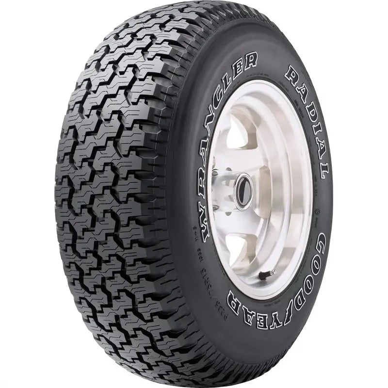 Wrangler Radial All-Season Tire  235/75R15, 105S Load Rating, Blackwall