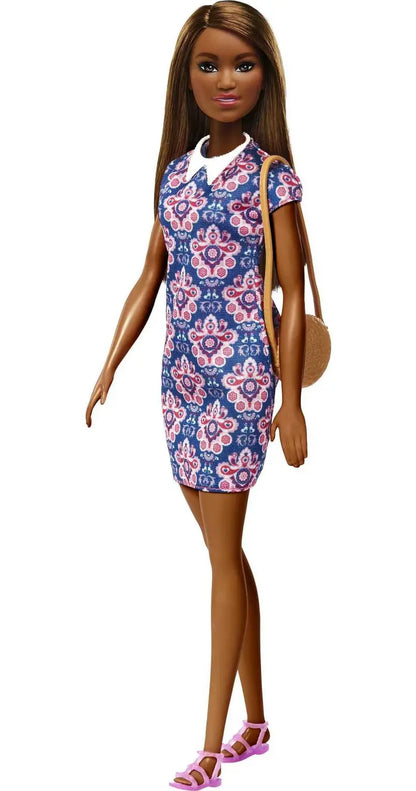 Barbie Doll with 19-Piece Fashion Pack, Clothes & Accessories for 7 Outfits, Brown Hair