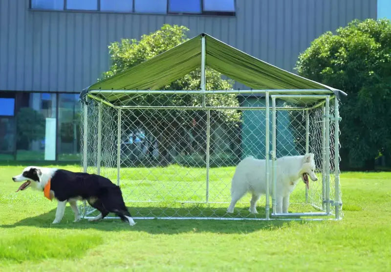 Petony Heavy Duty Outdoor Dog Kennel with UV & Water Resistant Roof Cover, Chain-Link Fence & Secure Swing Gate