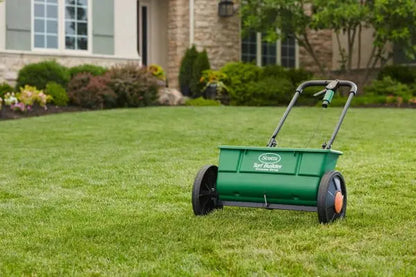 Scotts Turf Builder Classic Drop Spreader  32-Lb Capacity, Precision Lawn Fertilizer Application