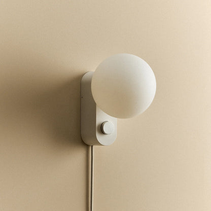 Alumina Multi-Use Lamp in Chalk