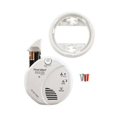Wireless Interconnect Talking Battery Operated Smoke and Carbon Monoxide Alarm
