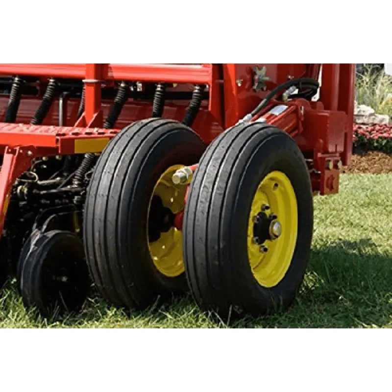 Carlisle Farm Specialist I-1 Implement Agricultural Tire  9.5L-15 LRD 8PLY