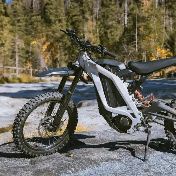 High-Performance E-Bike  3-Hour Fast Charge, 140 km Range, Summer-Ready Design