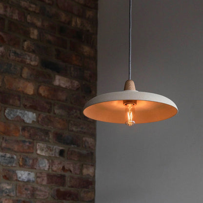 Lurra E27 LED Bulb