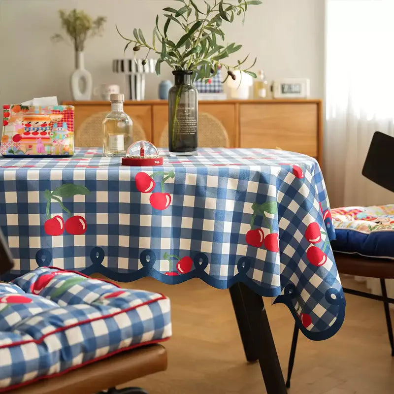 Modern INS-Inspired Checkered Tablecloth — Waterproof & Oil-Resistant Dining Cover